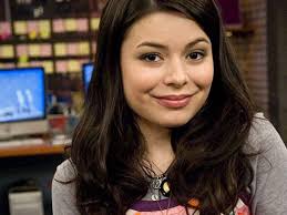 Icarly is an american comedy streaming television revival series based on the nickelodeon 2007 tv series of the same name.the series stars miranda cosgrove, jerry trainor, nathan kress, laci mosley, and jaidyn triplett, with cosgrove, trainor, and kress reprising their roles from the original series. Icarly Revival Release Date Cast Trailer Plot All The Reboot Details
