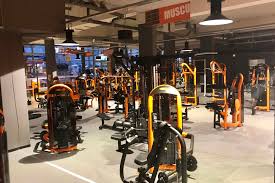 Chez feelsport les couleurs sont dans les blancs, crèmes … Basic Fit Gym Basic Fit Marseille Rue Louis Grobet