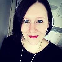 Bea Sneed's Instagram, Twitter & Facebook