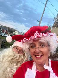 Les anyone know where Santa might be making an appearance here in Kaufman?