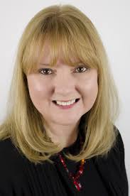 Darlene Dolan's Instagram, Twitter & Facebook