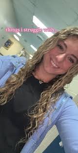 Anna Airheart's Instagram, Twitter & Facebook