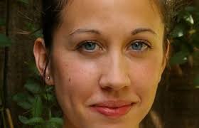 Re-tatara-nieta de Charles Darwin, ahora apologeta católica