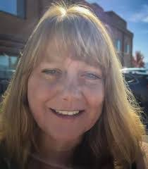 Leigh Sanchez's Instagram, Twitter & Facebook