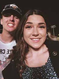 Emma Phillips and Michael McSpadden 's Wedding Website