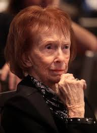 Jane Dee's Instagram, Twitter & Facebook