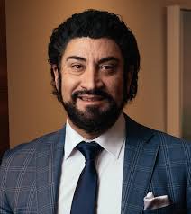 Chris Nicoloff's Instagram, Twitter & Facebook