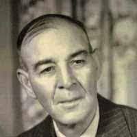 Marcus Romine's Instagram, Twitter & Facebook