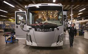 Winnebago rv forest city iowa. Junction City Winnebago Plant Losing 220 Positions With Production Shifting To Iowa News The Register Guard Eugene Or