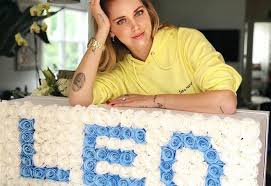 Ad assistere al lieto evento anche loro figlio leone, che seppur troppo piccolo per ricordare, potrà dire di esserci stato. Chiara Ferragni Impensabile Non Condividere Le Foto Di Leone Il Social E Naturalezza