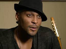 in this 2012 interview, d’angelo picked prince’s ‘parade’ as his favorite  funk album. , d’angelo was heavily influenced by prince and so was his  friend and frequent collaborator, questlove, which is ...