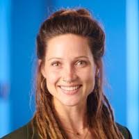 Mona Simon's Instagram, Twitter & Facebook