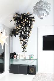 Get it as soon as wed, feb 3. Creative Dad Makes Christmas Tree Childproof By Hanging It Upside Down From Ceiling Mirror Online
