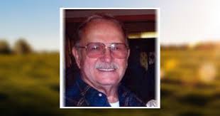 Lynn Peacock's Instagram, Twitter & Facebook