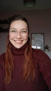 Sarah Siegert's Instagram, Twitter & Facebook