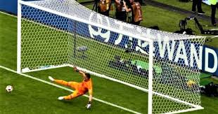 Ukuran lapangan sepak bola untuk pertandingan standar nasional adalah: Tinggi Dan Lebar Gawang Sepak Bola Standar Fifa Ilmusiana