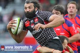Il a eu une carrière importante au niveau national, jouant en france, en angleterre et même en australie et remportant le titre de premiership avec les sale sharks lors de la saison. Lou Rugby Vs Beziers Sebastien Chabal J2 Pro D2 Sebastie Flickr