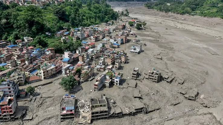 Cifra de muertos por deslave en frontera entre el Tíbet y Nepal sube a 469 - Yahoo Noticias