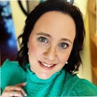 Cara Bartlett's Instagram, Twitter & Facebook