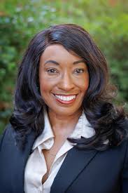 Happy, happy birthday to senior scholar Jorja Samsel! 🧡 Jorja Samsel, from  Byhalia, Mississippi, is the recipient of the Mildred Hickey Center Council  Scholarship. A biology major, she is