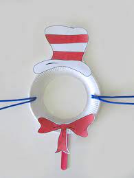 Free Cat In The Hat Resource Dr Seuss Masks That Are Super Easy To Make With Teachezy Dr Seuss Resource Www Teachez Dr Seuss Hat Seuss Crafts Dr Seuss Crafts