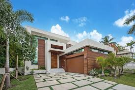 The house and car collection of j balvin is still unknown. Latin Superstar Nicky Jam Buys New Miami Beach Home Haute Residence Featuring The Best In Luxury Real Estate And Interior Design