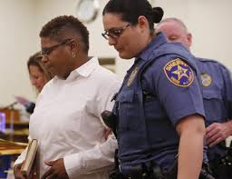 Ex-probation officer who took bribes from drug offender gets 3 years in  prison