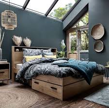Qui a dit que les combles étaient difficilement aménageables ? Suites Parentales 50 Idees Inspirantes Pour Des Chambres De Reve Deco Chambre Vert Decoration Chambre Parentale Chambre A Coucher Verte