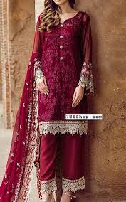 Burgundy Chiffon Suit Buy Flossie Pakistani Dresses And Clothing Online In Usa Uk Pakistani Dresses Casual Pakistan Dress Trendy Dress Outfits