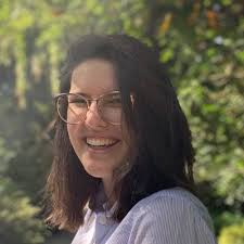 Tessa Bell (@tessabell_)