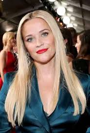 Hey 💕💕 it's me Reese Witherspoon Can I get I love you 😘💕❤️ 💋before  going to bed