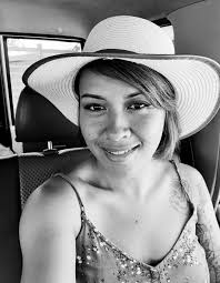 Ianareo no nametraka hoe « Kianjan'ny Demokrasia » io , dia mitaky  demokrasia mihitsy no andehanana eny 🙏🏾 Zo fototra ilay takiana 🇲🇬 »  hoy i LorahGasy