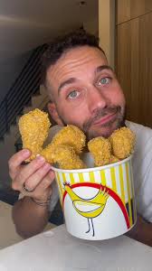 This is ice cream which LOOKS LIKE fried chicken!! @Goldbelly