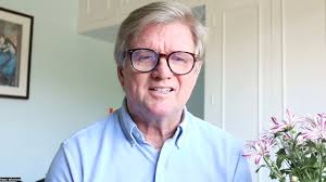 Philosophy Café is open to everyone at 7pm