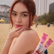 Wanda Hudson's Instagram, Twitter & Facebook