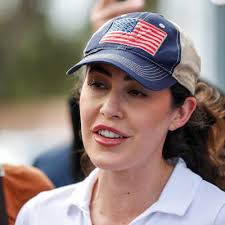 Should Congress trade stocks? We asked Florida's representatives