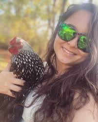 Just me and one of my girls showing off our new shades!! 😎 thanks to Blue  Otter Polarized my sunsets are much more enjoyable. 🥒🌾 #picklewheat  #picklewheatmerch #followthegrain #chikenmama #spring2022  #blueotterpolarized