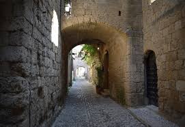 (+30) 22410 26300 email : Rodos 7 Geystikoi Sta8moi Sto Nhsi Twn Ippotwn Www Olivemagazine Gr
