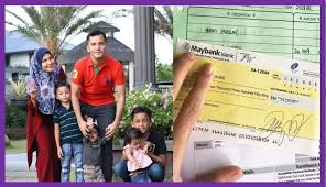 Usahawan kosmetik datuk seri aliff syukri memaklumkan kes pukul anak angkatnya, aminah alip syah sudah. Yuran Sekolah Anak Cecah Sehingga Rm34 000 Dato Seri Aliff Syukri Harap Anak Anak Hargai Pengorbanan Besar Abah Mama Trending Now