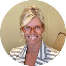 Marilyn Corbin's Instagram, Twitter & Facebook