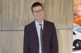 Credo che si debba distinguere tra godimento e sfruttamento. Fabio Fazio Somiglia A Topolino Home Facebook
