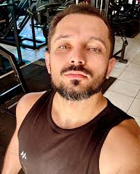 Leonardo Russo (@russo_russoo) • Instagram photos and videos