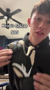 Glove Review of Kronis SNZO🔥🔥#goalkeeper #Soccer  #fyppppppppppppppppppppppp #mlsnext #goalkeepergloves #ecnl #kronis @A B D  E L @Kronis Academy
