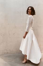 Hochzeitskleid von lang auf kurz. Brautkleid Vorne Kurz Hinten Lang Mit Spitze Und Langen Armeln Brautmode Hochzeitskleid Vintage Kurz Hochzeit Kleid Standesamt