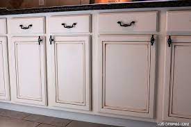 I used refreshing for the base, but there are many more amazing chalky i am thinking about doing my 1950's metal kitchen cabinets in chalk paint. Painted Kitchen Cabinets Chalk Paint Well Groomed Home