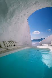 Katikies Hotel Blends Santorini S Magical Santorini Hotels Katikies Hotel Santorini Amazing Swimming Pools