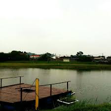 Timbalan dekan (pendanaan, pembangunan dan jaringan industri & masyarakat) prof. No 12 Blok Puaka Tepi Tasik Upm Serdang 43400