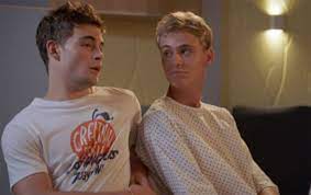 Très vite, le nourrisson commence à pleurer et margot. Bart Et Margot S Embrassent Et Judith En Grave Danger Demain Nous Appartient 30 08 2017 Demain Nous Appartient Nouveautes Tele Com