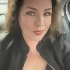 What are some cheap DIY ideas for 40 table arrangements for a quinceanera  party?