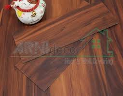 Produk lantai kayu untuk indoor diantaranya adalah: Daftar Harga Vinyl Lantai Berbagai Merk Dan Tipe Di Arni Decor